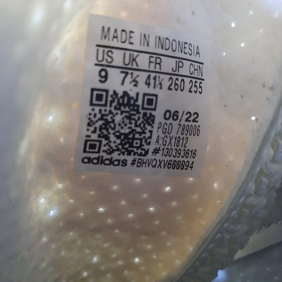 adidas White and Blue Women's Sneakers - Picture 9 of 11